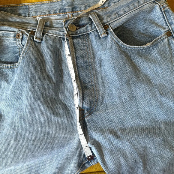 Levi’s 501 authentically worn in and perfectly faded jeans size 30 - Picture 10 of 16